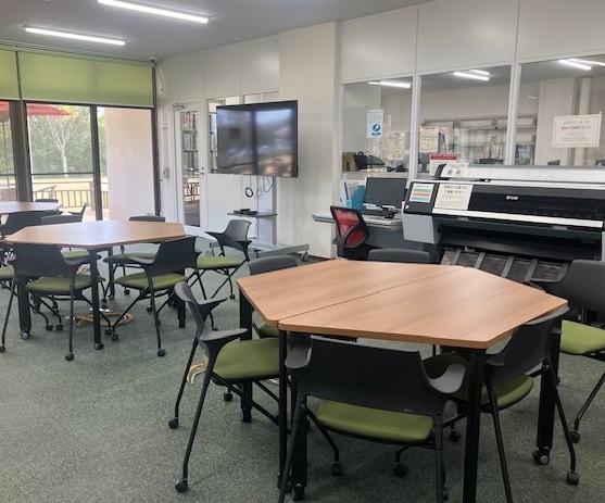 ワークステーションエリア